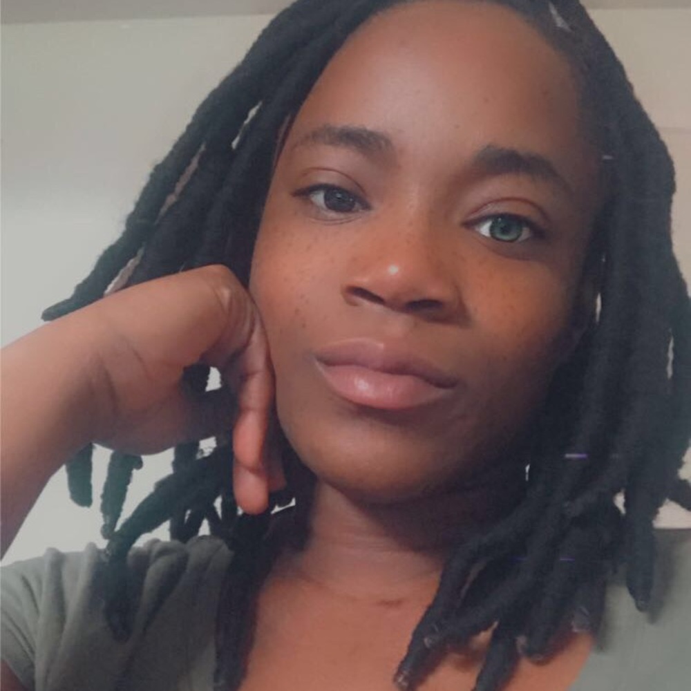 Meet your Posher, Amaira